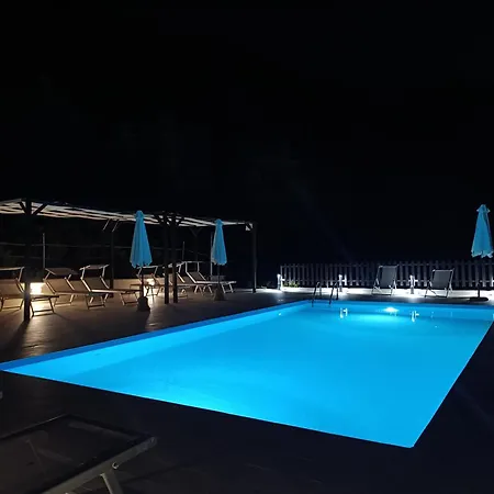 Fattoria Cristina Family Duplex With Pool, Panoramic Terrace & Farm Animals - Bilo Rosa Holiday home *