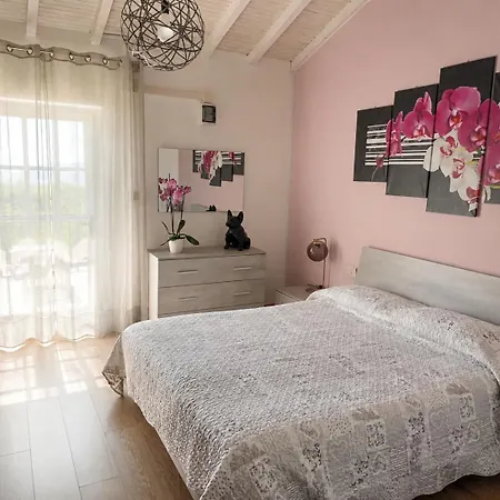 Fattoria Cristina Family Duplex With Pool, Panoramic Terrace & Farm Animals - Bilo Rosa Semesterbostad