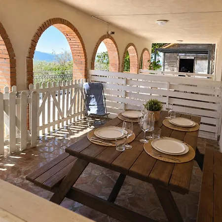 Fattoria Cristina Family Duplex With Pool, Panoramic Terrace & Farm Animals - Bilo Rosa Semesterbostad Castelnuovo Magra