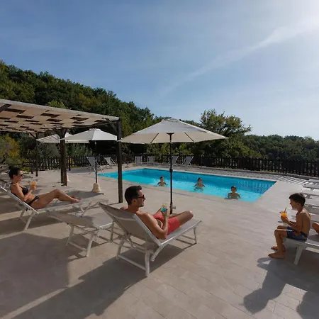 Semesterbostad Fattoria Cristina Family Duplex With Pool, Panoramic Terrace & Farm Animals - Bilo Rosa