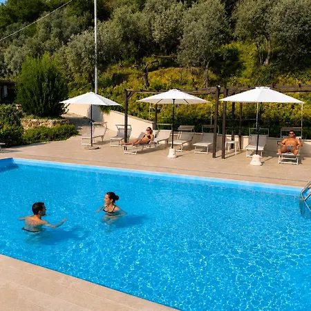 Semesterbostad Fattoria Cristina Family Duplex With Pool, Panoramic Terrace & Farm Animals - Bilo Rosa Castelnuovo Magra